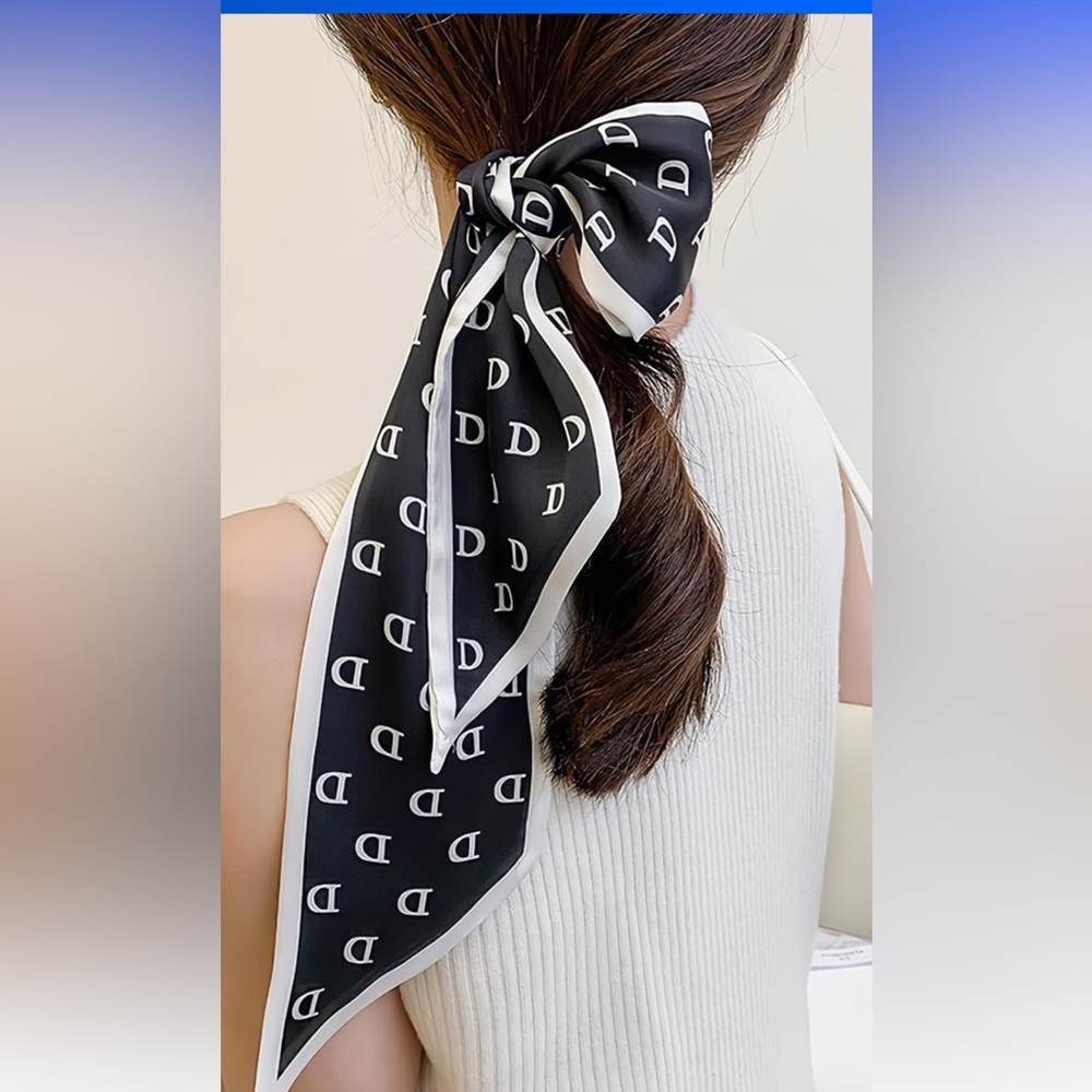NWT Elegant Black lettered Silk Scarf - Picture 2 of 4